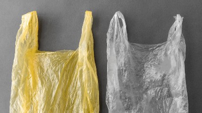 有些塑料袋是不能裝食物的，塑料袋生產廠家偷偷告訴你